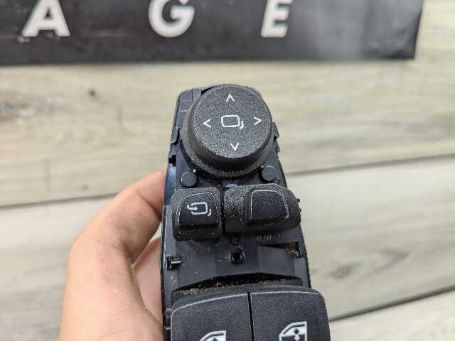 19-25 OEM BMW G15 G22 G82 F92 Front Left Driver Master Door Window Switch Button