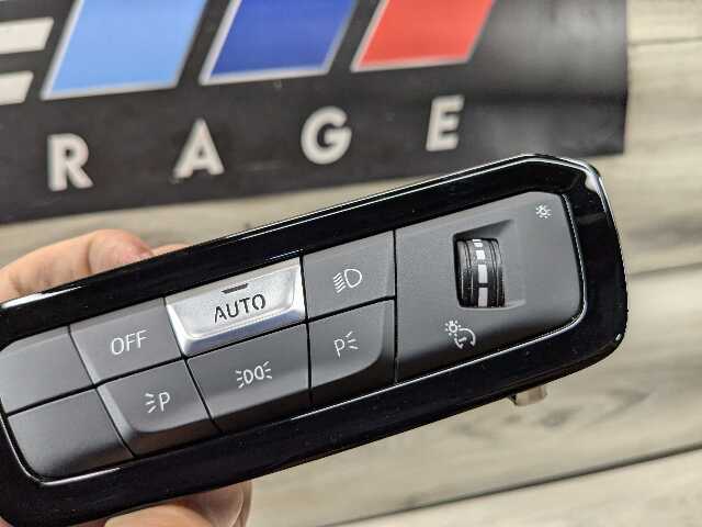 OEM BMW G20 G22 G23 G26 G42 G80 G82 G83 Headlight Control Switch Light Module