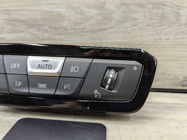 OEM BMW G20 G22 G23 G26 G42 G80 G82 G83 Headlight Control Switch Light Module