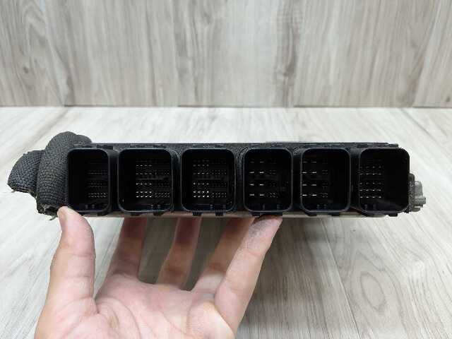 OEM BMW G11 G12 G30 M550 750 DME ECU Engine N63R Control Module Computer 880
