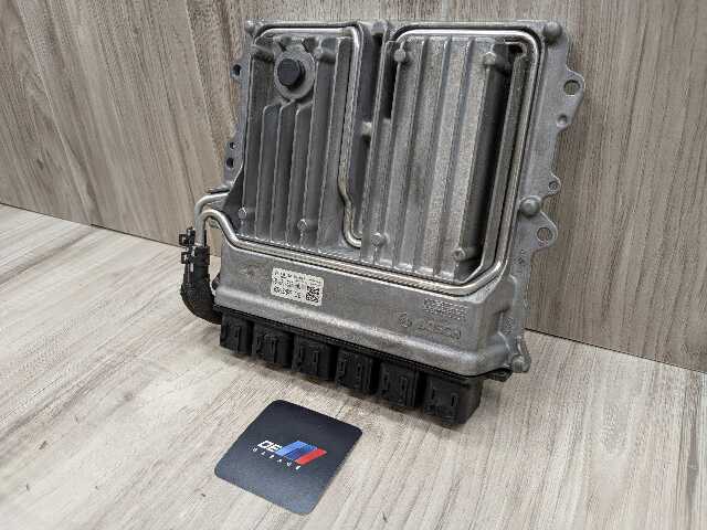 OEM BMW G11 G12 G30 M550 750 DME ECU Engine N63R Control Module Computer 880