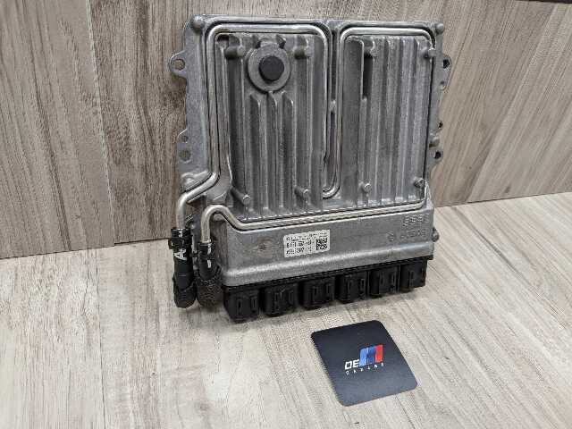 OEM BMW G11 G12 G30 M550 750 DME ECU Engine N63R Control Module Computer 880