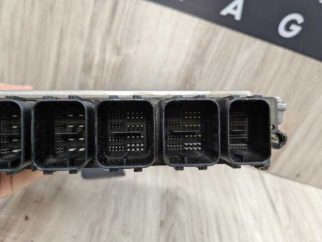 OEM BMW G11 G12 G30 M550 750 DME ECU Engine N63R Control Module Computer 880