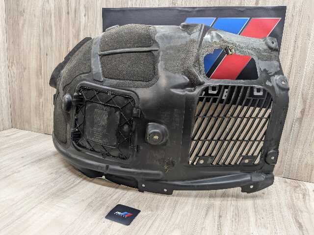 16-19 OEM BMW G11 G12 740 750 Front Right Passenger Fender Liner Splash Shield
