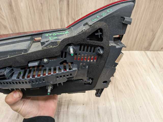 16-19 OEM BMW G11 G12 740 750 M760 Rear Left Driver Trunk Inner Stop Tail Light