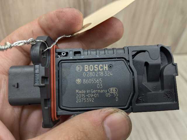 OEM BMW F30 F32 F33 F36 G01 G12 G30 Engine B46 B48 B58 MAF Mass Air Flow Sensor