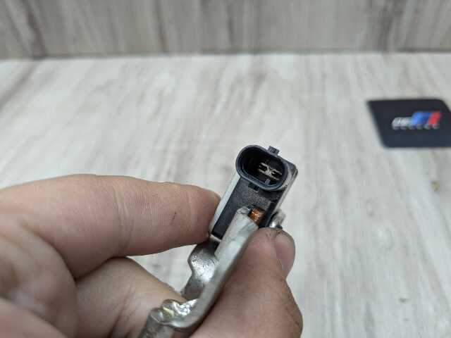16-19 OEM BMW G11 G12 740 750 Negative Battery Cable Terminal IBS Sensor Black