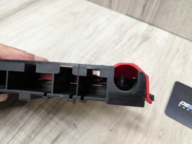 OEM BMW G11 G12 G14 G15 G16 G30 B+ Junction Terminal Power Relay Fuse Box