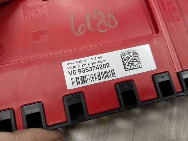 OEM BMW G11 G12 G14 G15 G16 G30 B+ Junction Terminal Power Relay Fuse Box