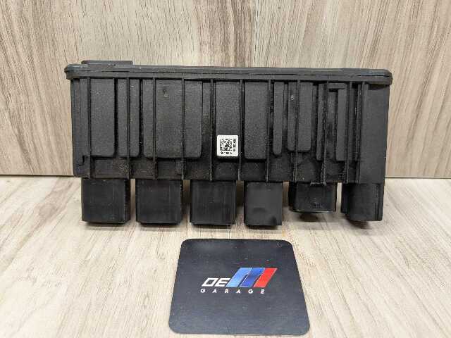 MATCH* OEM BMW F90 F97 G05 G12 G30 G80 G82 G83 M3 Integrated Power Supply Module