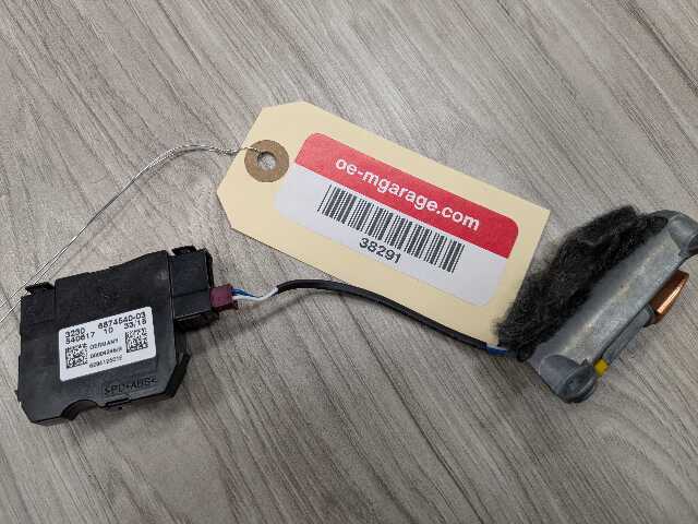 OEM BMW G11 G12 Steering Wheel Control Unit Vibration Module + Motor