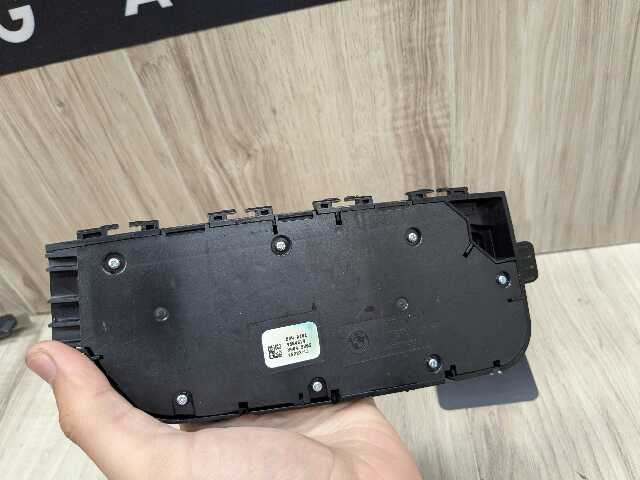 OEM BMW F90 G11 G12 G30 G32 M5 Front Left Driver Seat Adjustment Control Switch