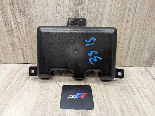 OEM BMW F92 F93 G15 G16 G23 G29 G83 Multiband Radio Antenna Control Module Unit