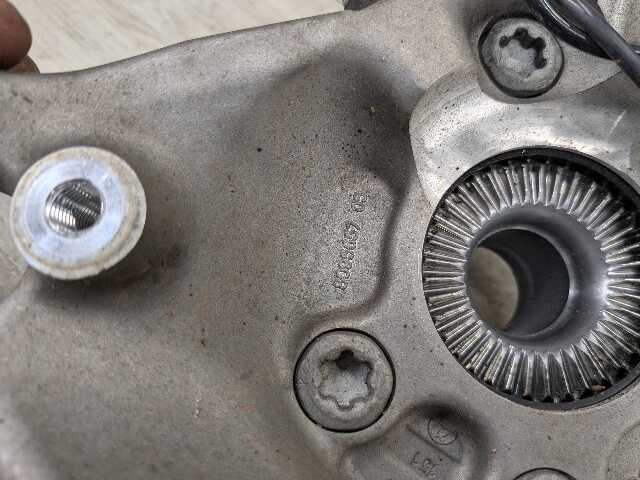 OEM BMW G80 G82 G83 G87 M2 M3 M4 REAR Left Driver Knuckle Hub Spindle Bearing