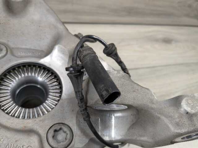 OEM BMW G80 G82 G83 G87 M2 M3 M4 REAR Left Driver Knuckle Hub Spindle Bearing