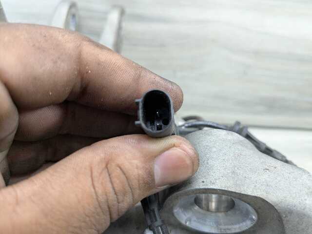 OEM BMW G80 G82 G83 G87 M2 M3 M4 REAR Left Driver Knuckle Hub Spindle Bearing