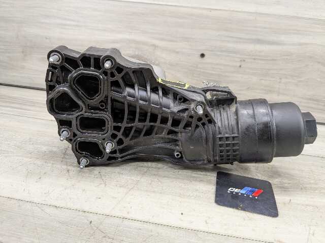 18-24 OEM BMW F39 F44 X2 M235 F55 F56 Engine B48E Oil Filter Housing