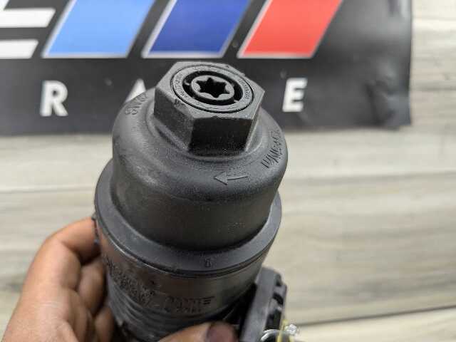 18-24 OEM BMW F39 F44 X2 M235 F55 F56 Engine B48E Oil Filter Housing