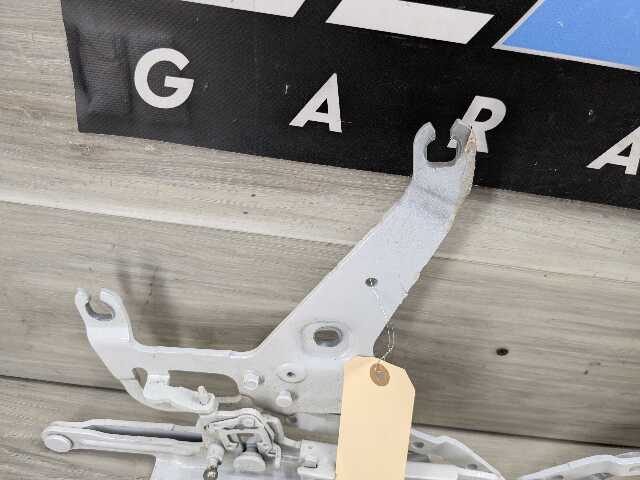 OEM BMW F15 F16 F85 F86 X5 X6 Left Right Hood Hinge Support Bracket Brace SET