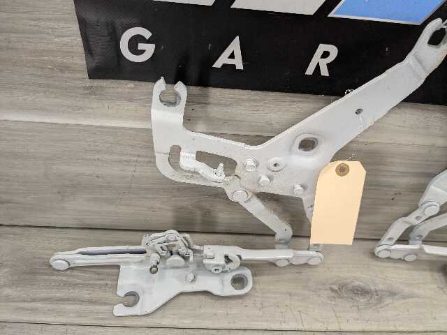 OEM BMW F15 F16 F85 F86 X5 X6 Left Right Hood Hinge Support Bracket Brace SET