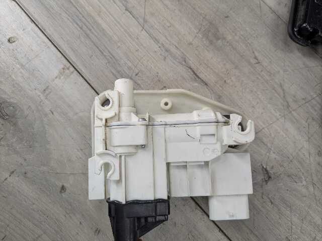 14-18 OEM BMW F15 X5 FRONT LEFT DRIVER Door Lock Latch Actuator SOFT CLOSE