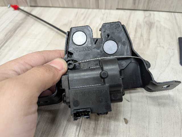 18-26 OEM BMW G29 Z4 30 M40 Trunk Tailgate Lid Lock Latch Actuator