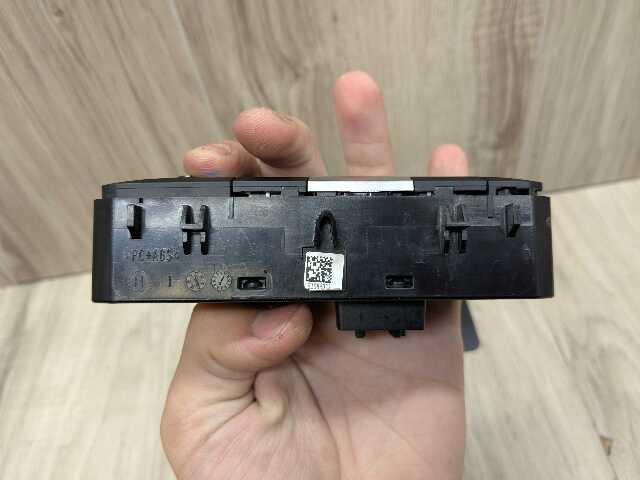 *18-26 OEM BMW F44 228 M235 G29 Z4 Headlight Switch Light Control Module