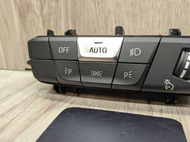 *18-26 OEM BMW F44 228 M235 G29 Z4 Headlight Switch Light Control Module
