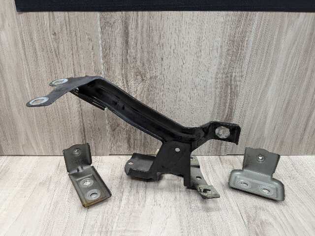 16-19 OEM BMW G11 G12 740 750 M760 Front Left Driver Fender Holder Bracket SET