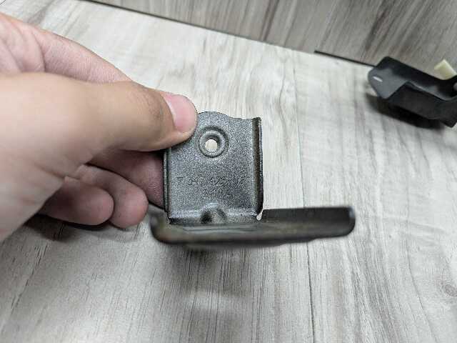 16-19 OEM BMW G11 G12 740 750 M760 Front Left Driver Fender Holder Bracket SET