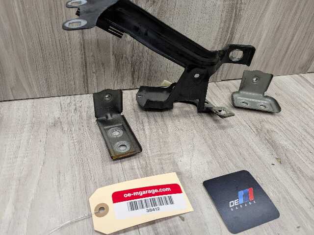 16-19 OEM BMW G11 G12 740 750 M760 Front Left Driver Fender Holder Bracket SET