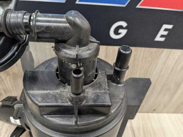 OEM BMW G20 G22 G26 G42 G80 Charcoal Filter Fuel Tank Vapor Evaporator Canister