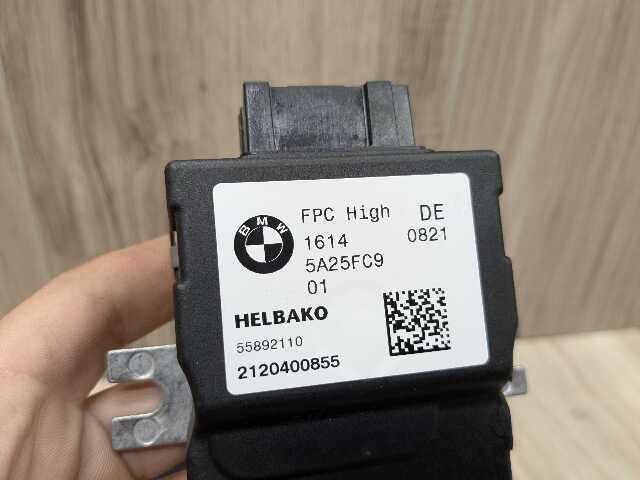 OEM BMW F90 G12 G20 G22 G23 G42 G80 G82 G83 M3 M5 Fuel Pump Control Module Unit