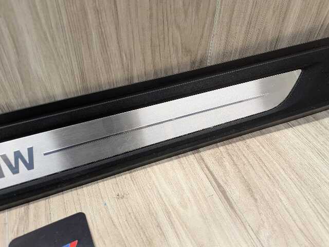 19-26 OEM BMW G29 Z4 30 M40 Right Passenger Side Door Sill Entrance Scuff Plate