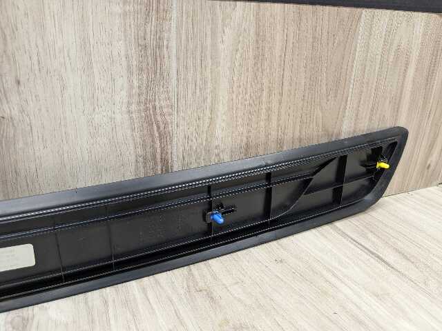19-26 OEM BMW G29 Z4 30 M40 Left Driver Side Door Sill Entrance Scuff Plate
