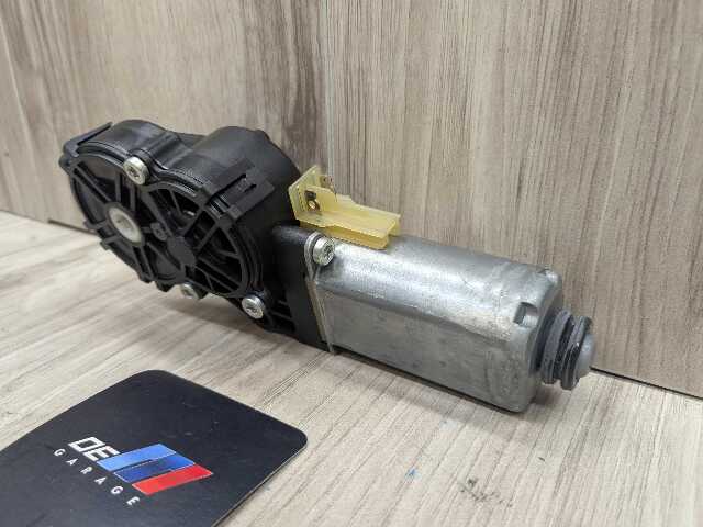 19-25 OEM BMW G29 Z4 30 M40 Convertible Top Drive Motor