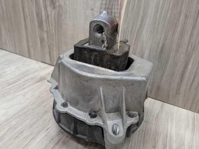 20-24 OEM BMW G20 G22 G26 G42 Right Passenger Engine B46 Mount Support Bracket