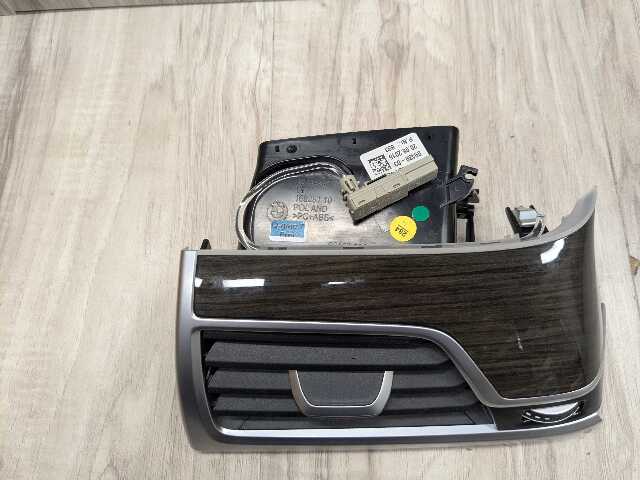 16-19 OEM BMW G12 750 Center Dash Doors Air Vent Wood Interior Light Trim SET