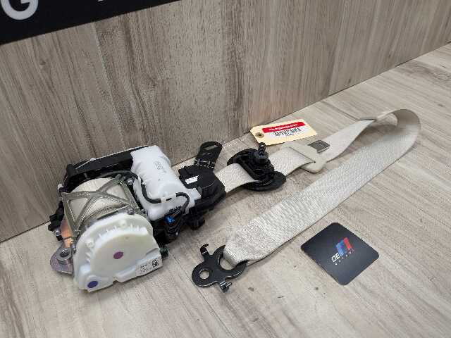 16-22 OEM BMW G11 G12 740 750 Front Right Passenger Seat Belt Retractor BEIGE
