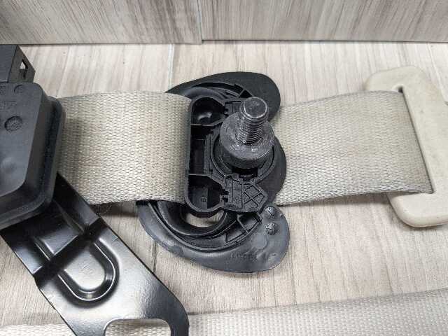 16-22 OEM BMW G11 G12 740 750 M760 Front Left Driver Seat Belt Retractor BEIGE