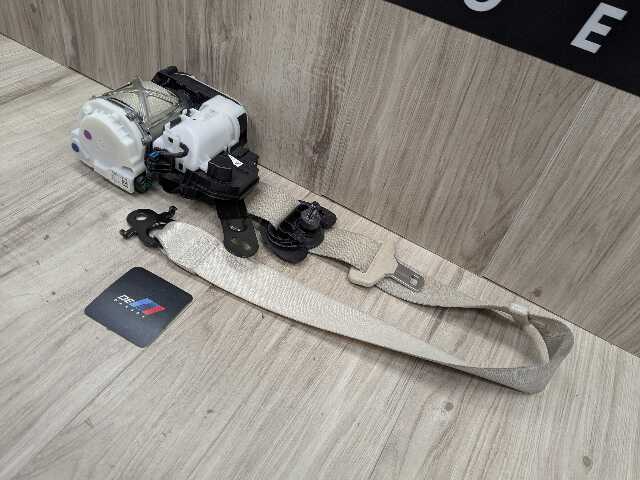 16-22 OEM BMW G11 G12 740 750 M760 Front Left Driver Seat Belt Retractor BEIGE