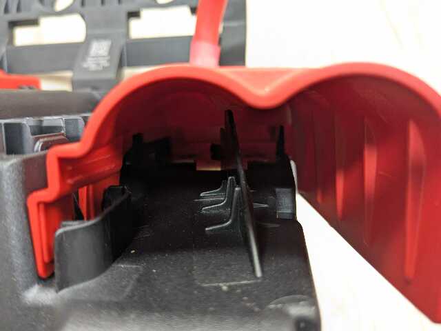 16-22 OEM BMW G12 G30 Rear Positive Battery Power Distribution Junction Fuse Box