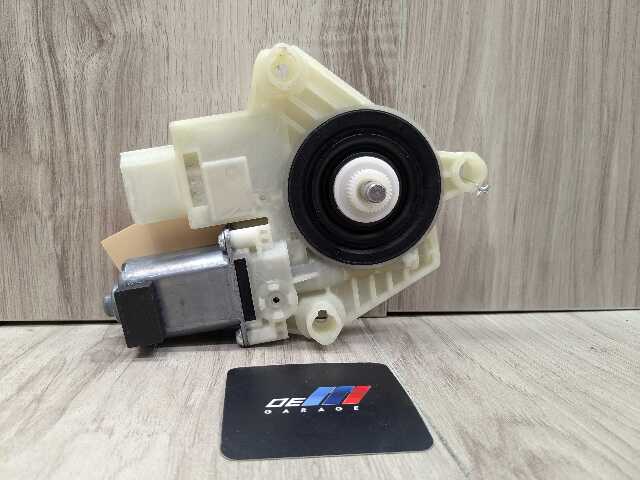 OEM BMW G01 G12 740 750 M760 FRONT RIGHT PASSENGER Door Window Regulator Motor
