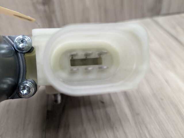 OEM BMW G01 G12 740 750 M760 FRONT RIGHT PASSENGER Door Window Regulator Motor