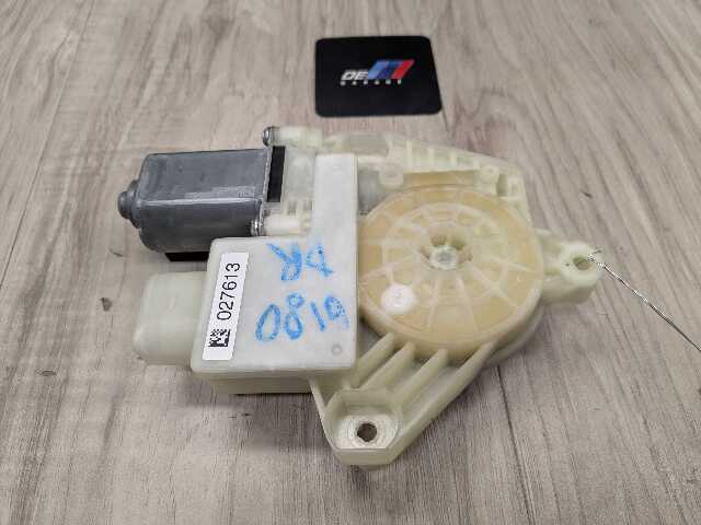 OEM BMW G01 G12 740 750 M760 FRONT RIGHT PASSENGER Door Window Regulator Motor