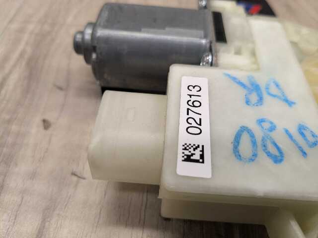 OEM BMW G01 G12 740 750 M760 FRONT RIGHT PASSENGER Door Window Regulator Motor