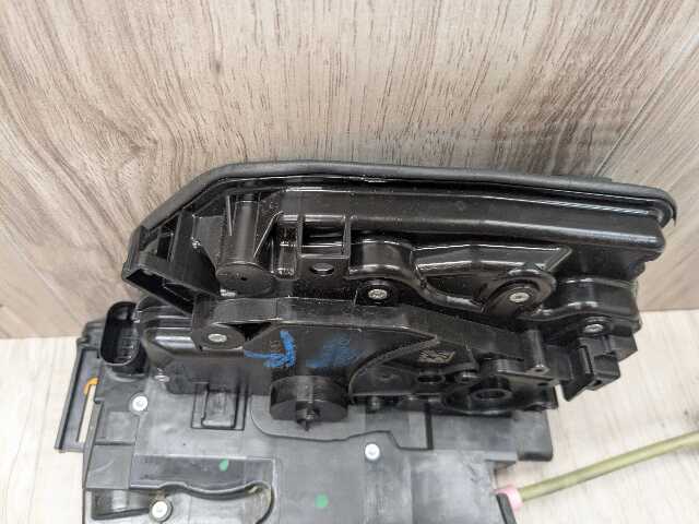 16-22 OEM BMW G11 G12 FRONT RIGHT PASSENGER Door Lock Latch Actuator SOFT CLOSE