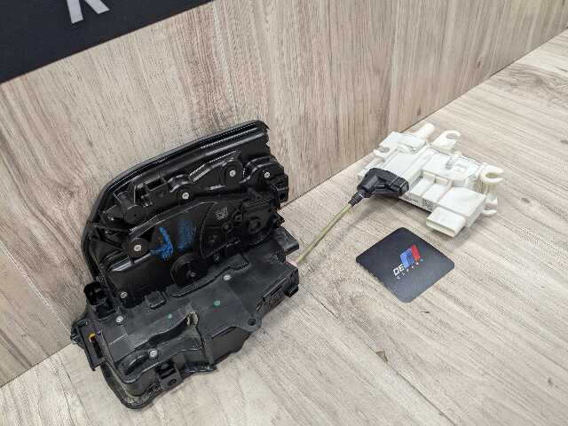 16-22 OEM BMW G11 G12 FRONT RIGHT PASSENGER Door Lock Latch Actuator SOFT CLOSE