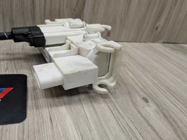 16-22 OEM BMW G11 G12 FRONT RIGHT PASSENGER Door Lock Latch Actuator SOFT CLOSE