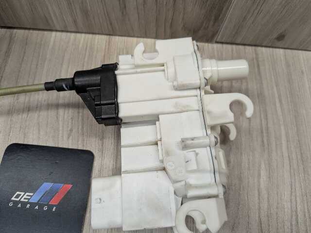 16-22 OEM BMW G11 G12 FRONT RIGHT PASSENGER Door Lock Latch Actuator SOFT CLOSE